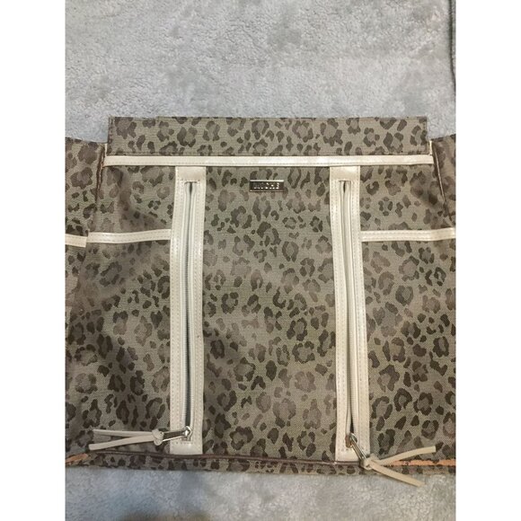 Miche Cleo Leopard Print Tote Bag With Double Zipper Pockets - Picture 8 of 14